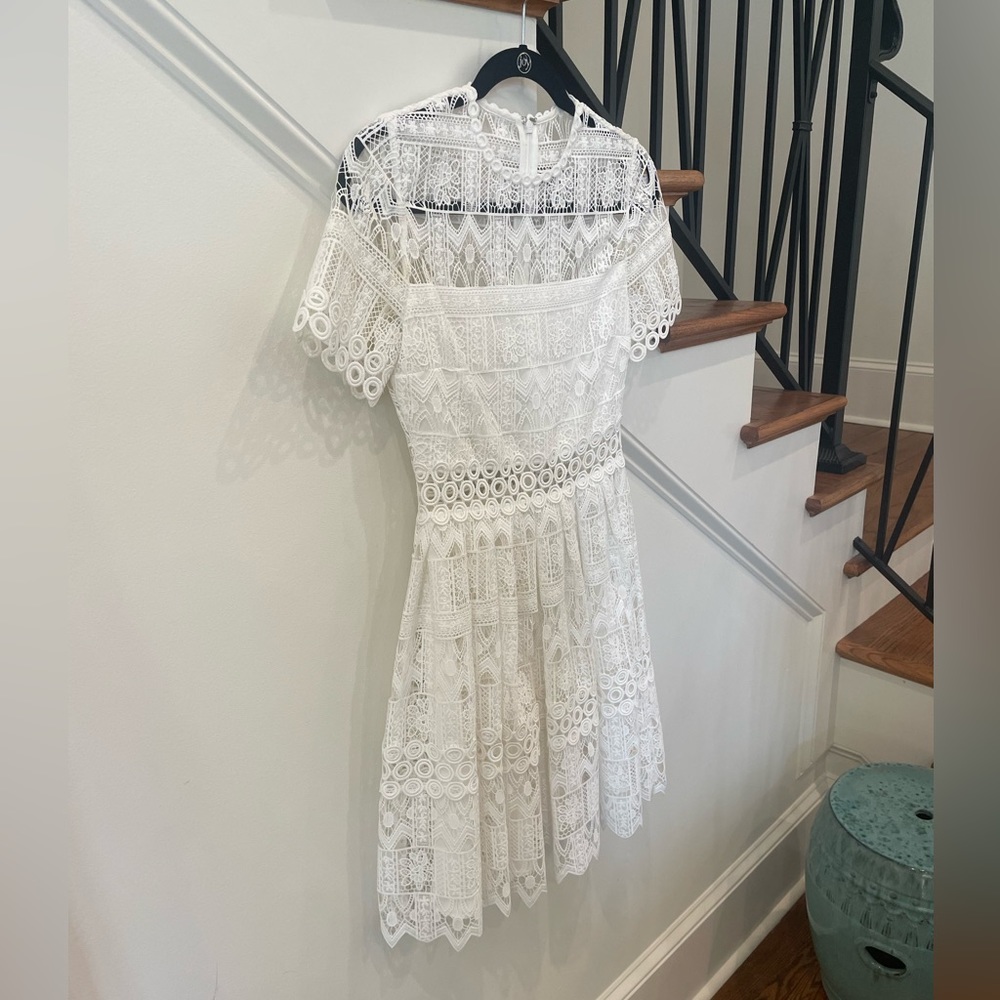 Alexis Dress White Lace (Small)
